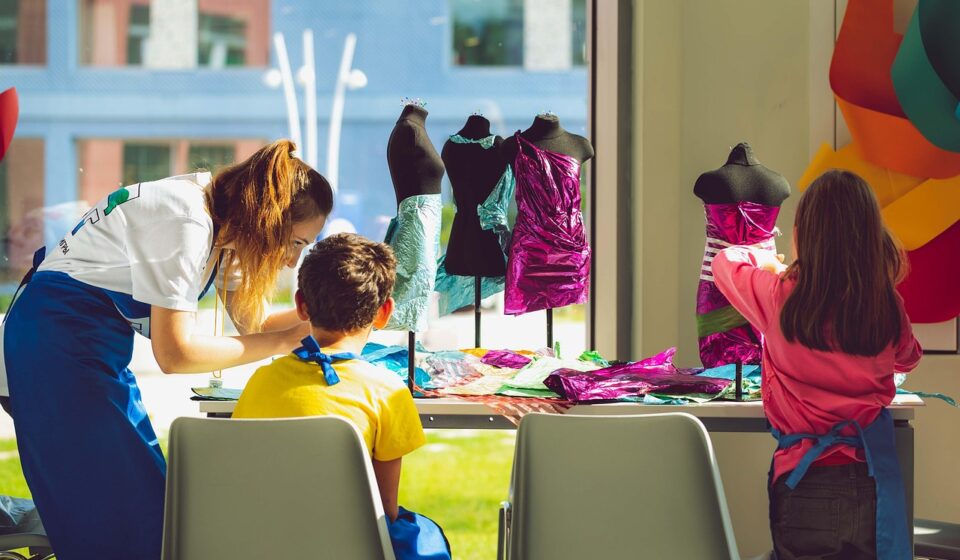 children classroom balkan